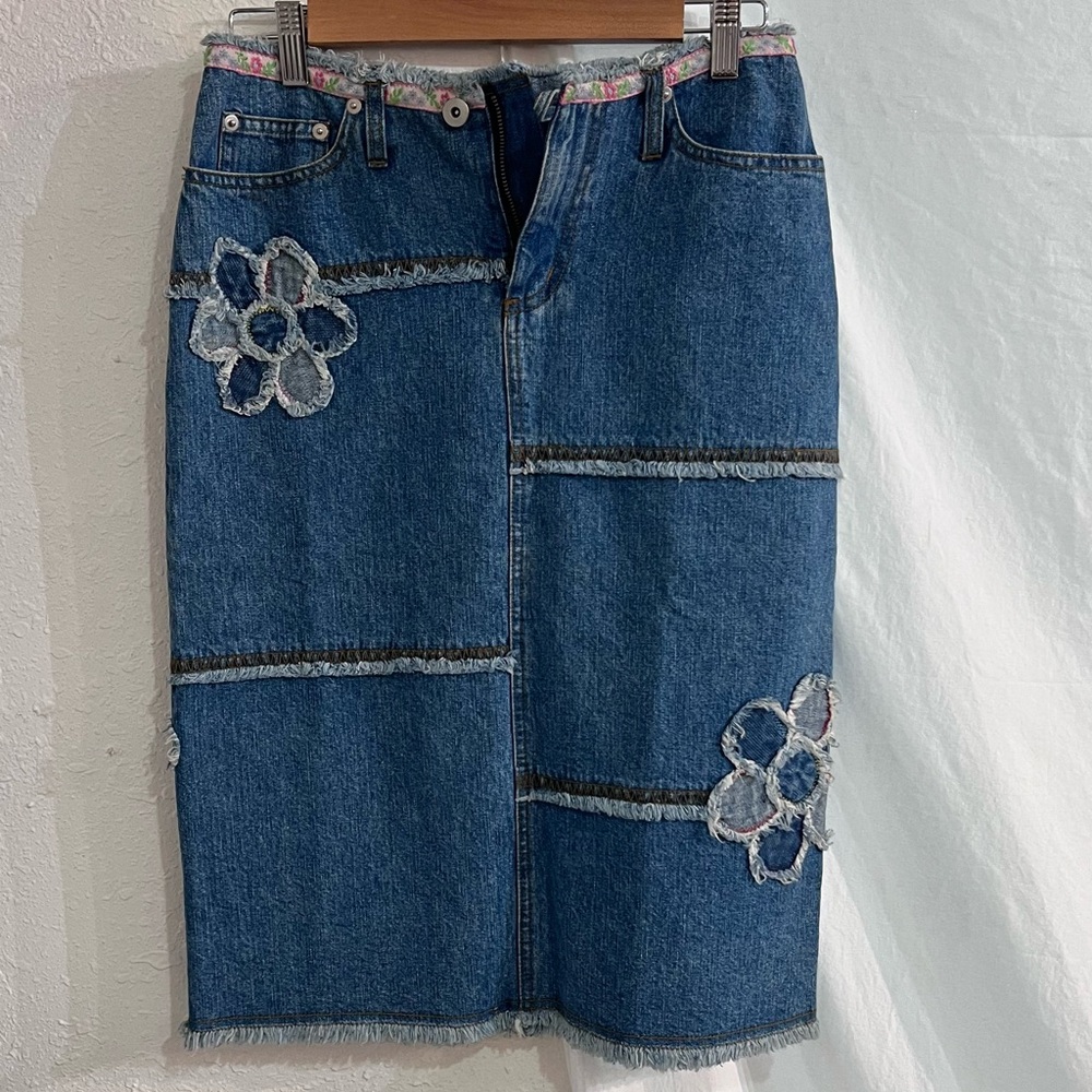 Floral Embroidered Denim Skirt